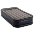 Надуваем матрак INTEX Queen Deluxe [1]